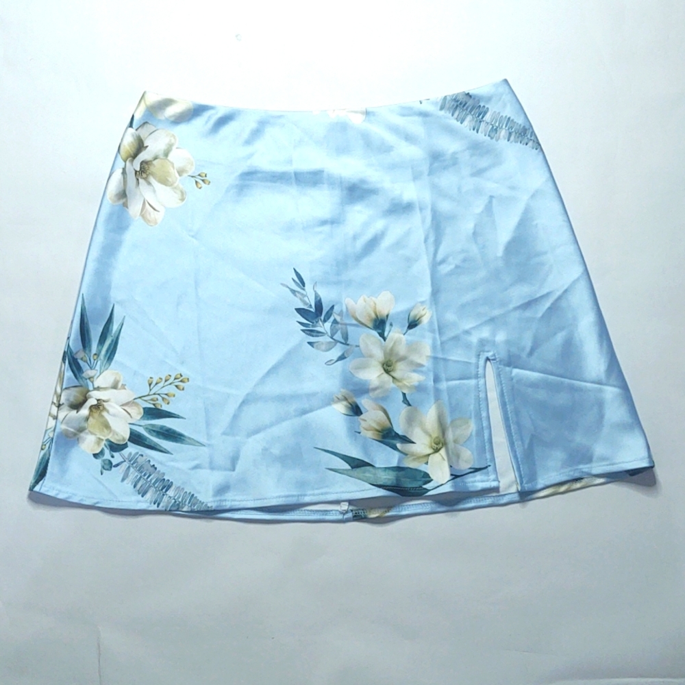 Princess Polly light blue mini skirt with floral design